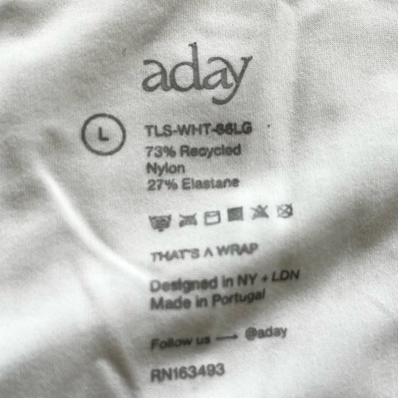 ADAY That's A Wrap Top Size Large Trendy Stylish Chic Modern Minimalist - Picture 5 of 7